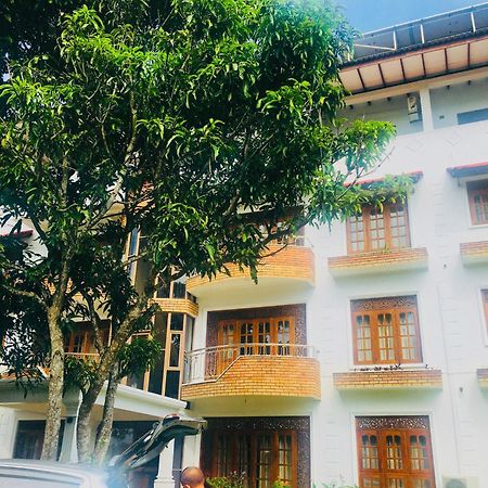 Mount House Hotel Apartment Dickwella Exterior photo